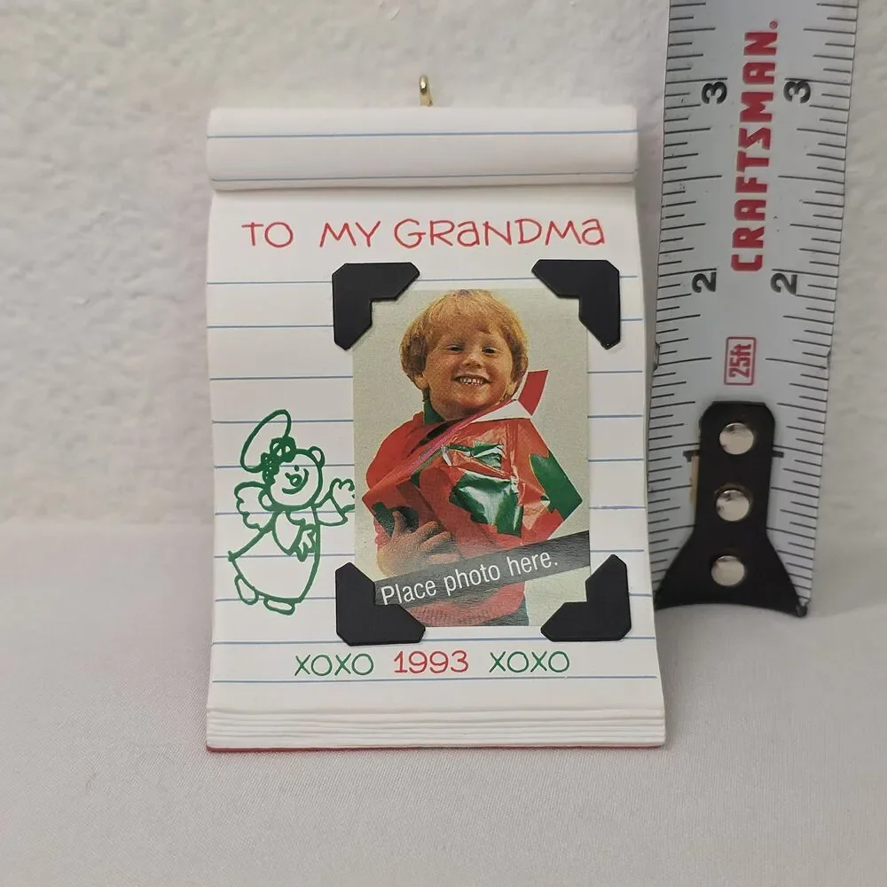 Collectible Vintage Hallmark Keepsake Ornament To My Grandma Photo Holder 1993